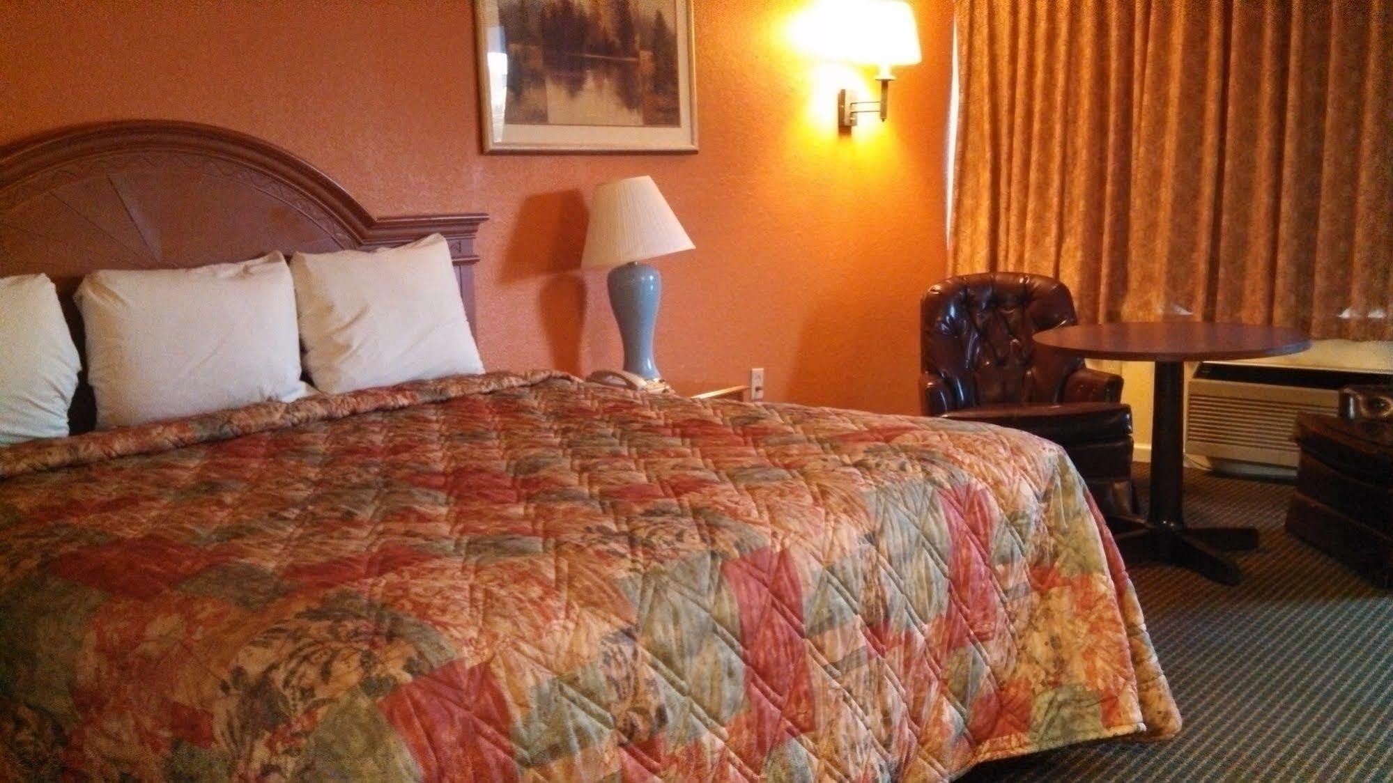 Mount Vernon Inn Sumter Dış mekan fotoğraf